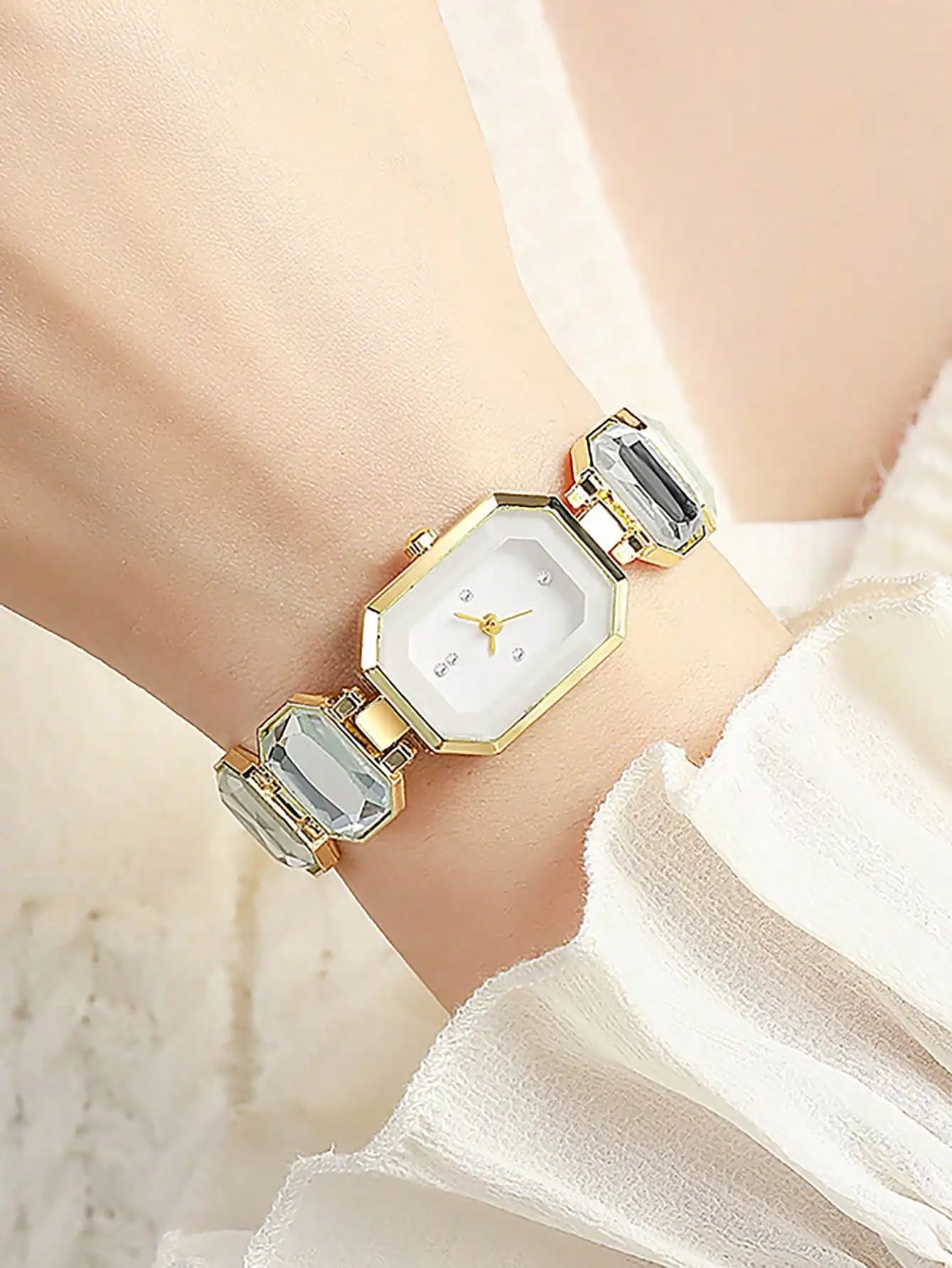 Frauen Quadratische Uhr Luxus  – Luxury Watch Square Bewertung und Preis