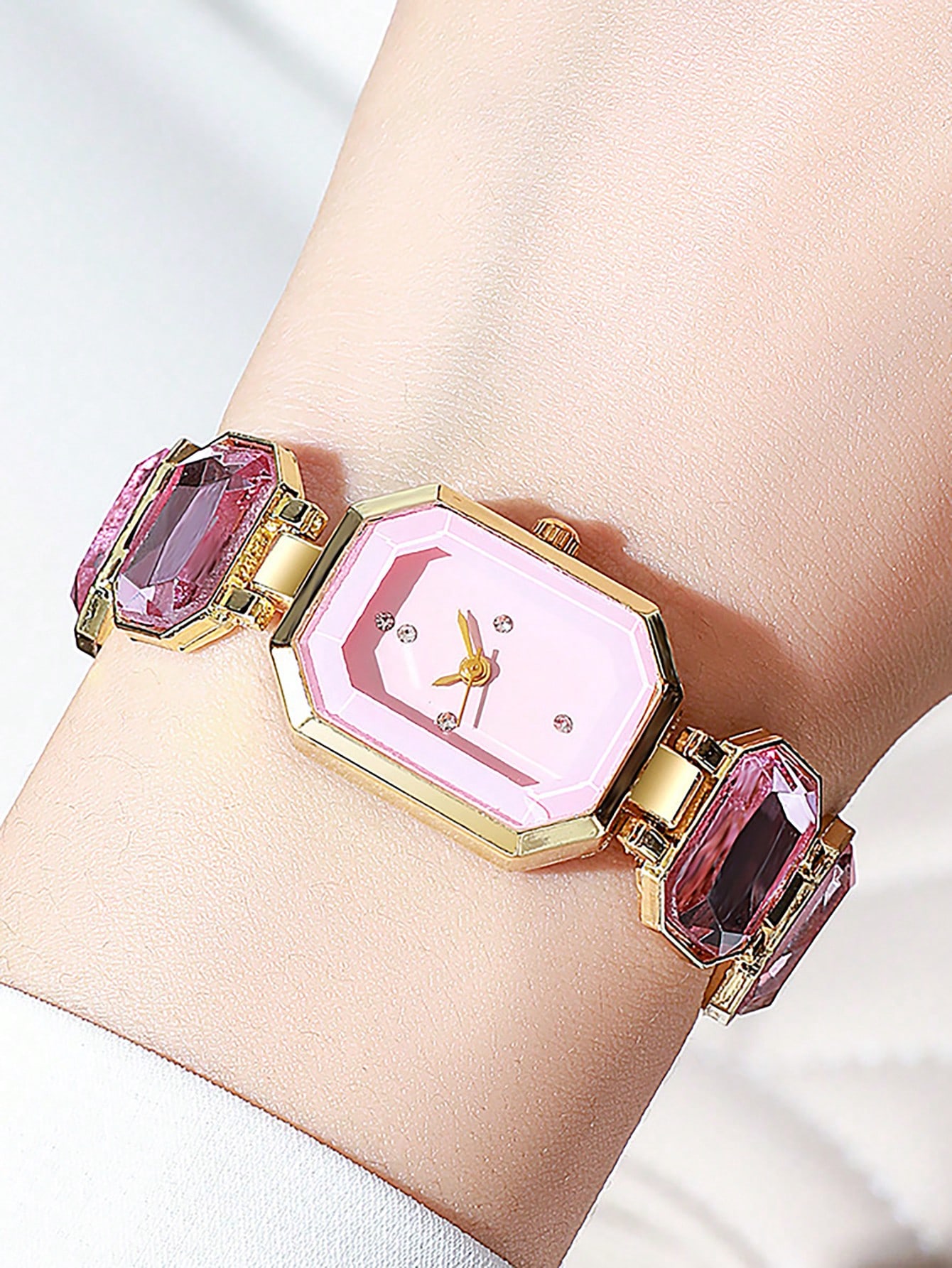 Frauen Quadratische Uhr Luxus  – Luxury Watch Square Bewertung und Preis