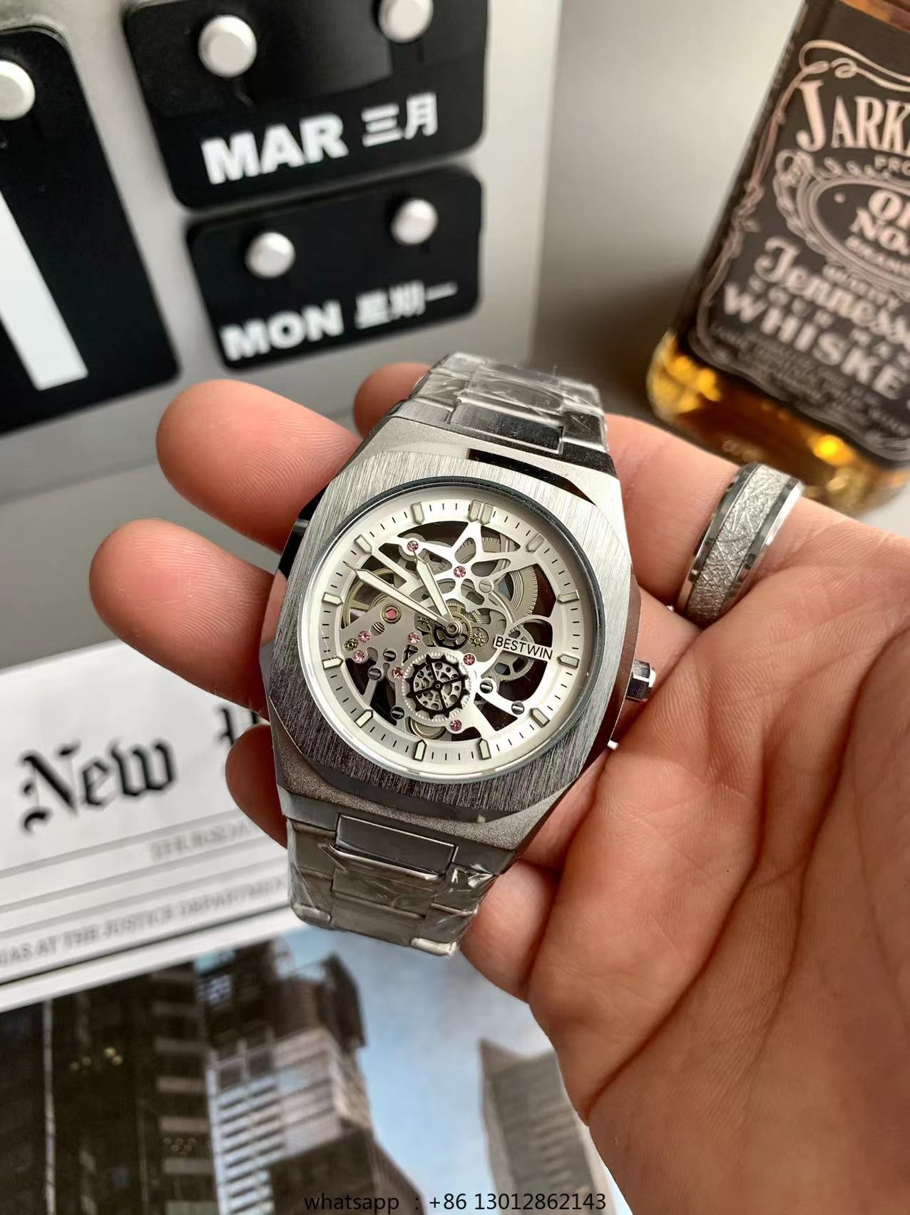 Stahlband, wasserdicht, person – Luxury Watch Square Bewertung und Preis
